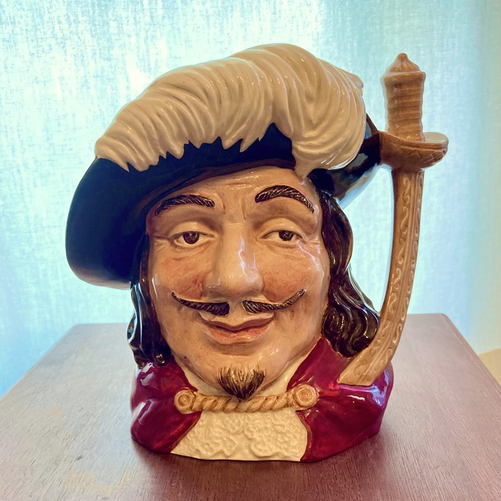 👑VTG Royal Doulton 1955 Three Musketeers Porthos Large Toby Mug/Jug D6440